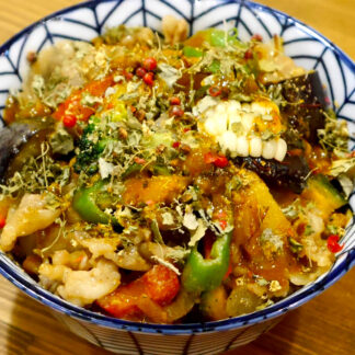 京もち豚と具だくさんのどんぶり (スタミナ)